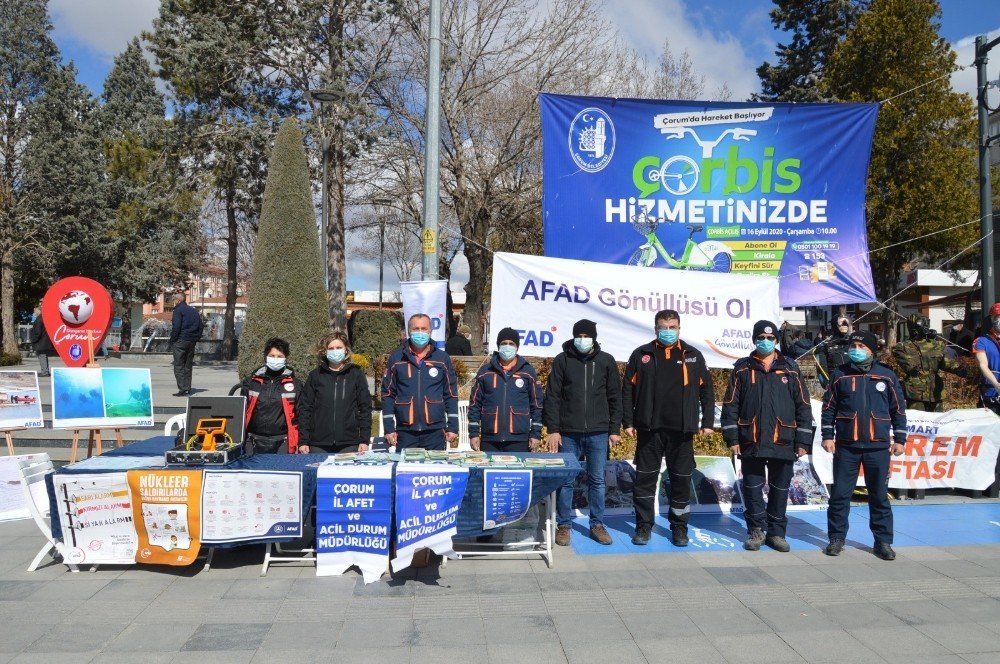 Afad Halkı Afetlere Karşı Bilinçlendiriyor