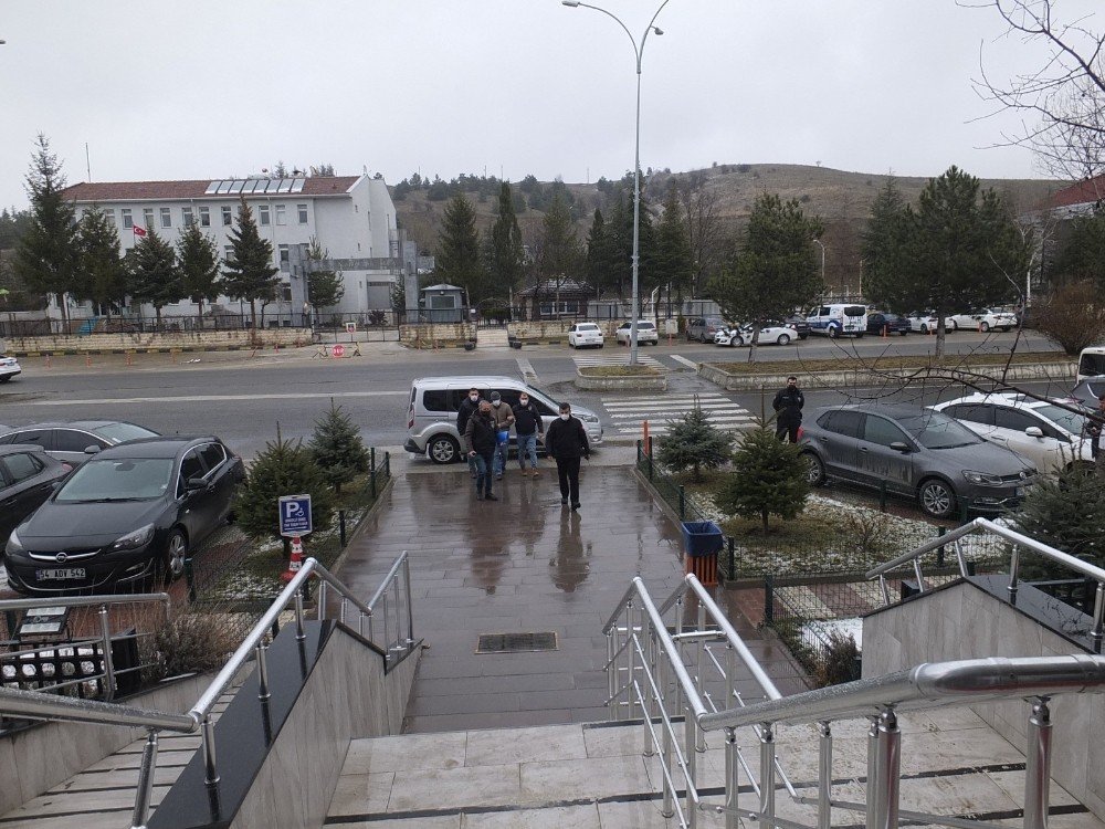 Cinayet Şüphelisi Emekli Polis Memuru Tutuklandı