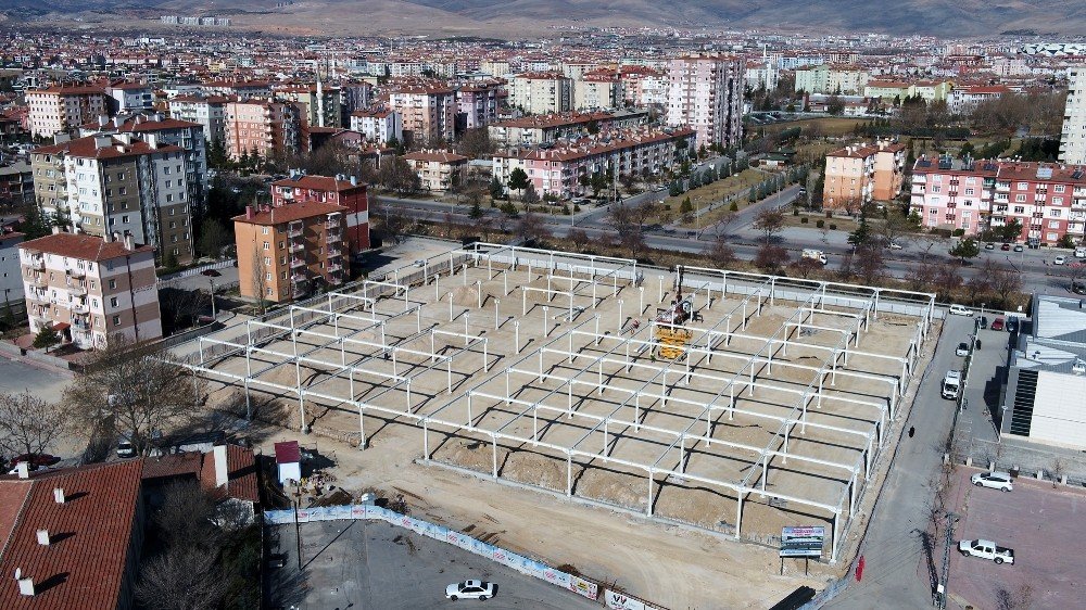 Selçuklu’da Kapalı Pazar Sayısı Artıyor