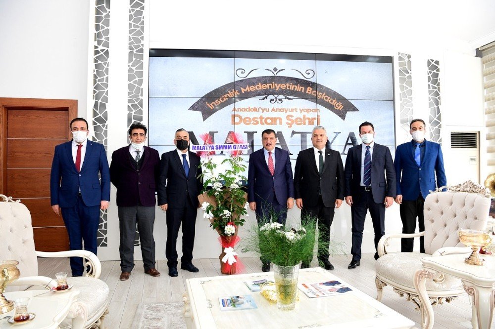 Gürkan’dan Muhasebecilere Kutlama