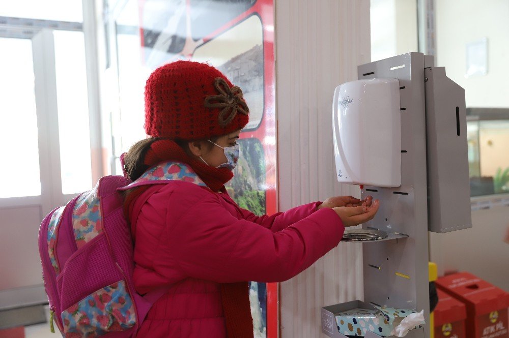 Ardahan’da Yüz Yüze Eğitim Başladı