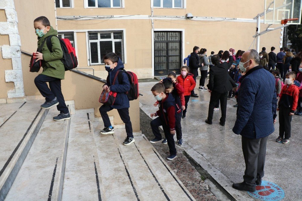 Zonguldak’ta Yüz Yüze Eğitim Başladı
