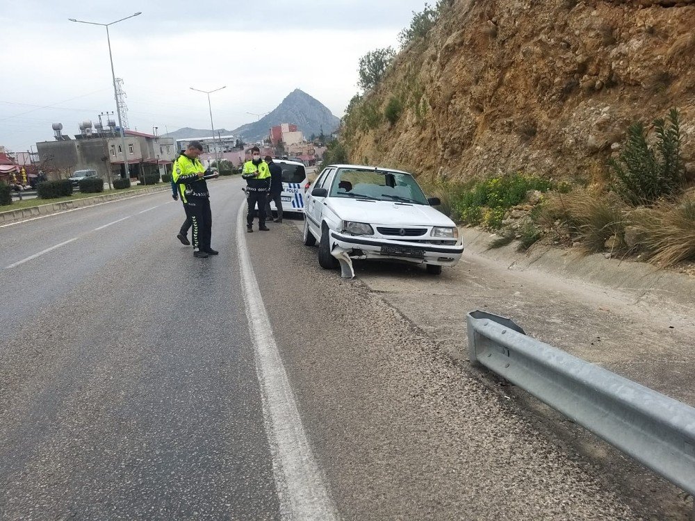 Kozan’da Trafik Kazaları: 3 Yaralı