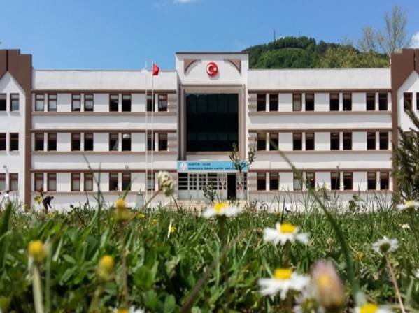 Mutasyonlu Virüs 5 Okulda Yüz Yüze Eğitimi Erteletti