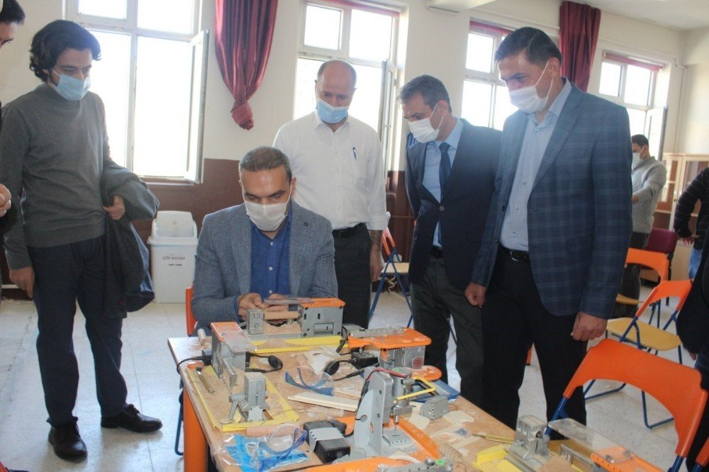 Emet’te ’’ahşap Tasarım Atölyesi’’
