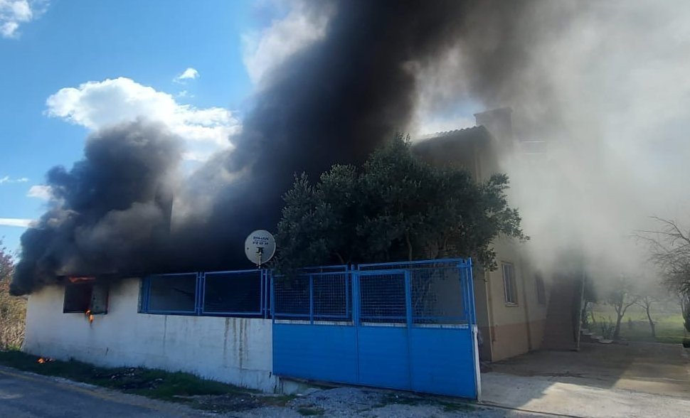 Kalorifer Kazanından Çıkan Yangın İtfaiye Tarafından Söndürüldü