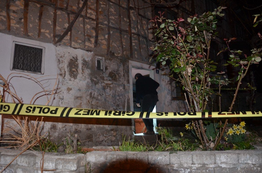 "ben Bu Suçlamayla Yaşayamam" Yazılı Not Bırakıp İntihar Etti