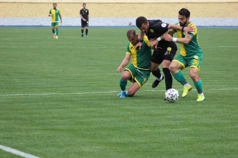 3. Lig: Osmaniyespor Fk: 2 - Esenler Erokspor: 0