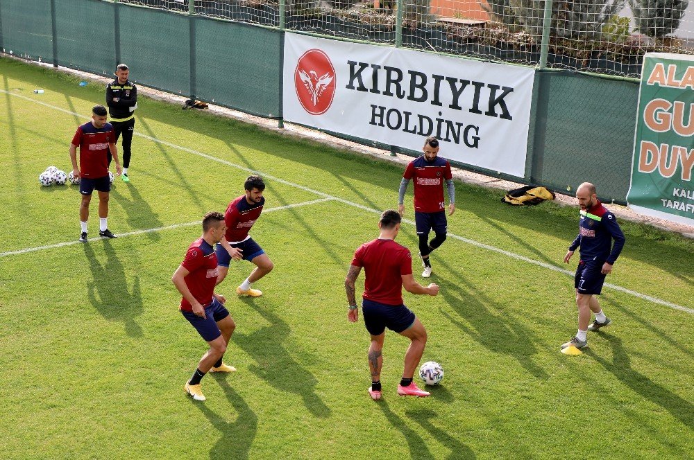 Alanyaspor Kötü Gidişatı Durdurmak İstiyor