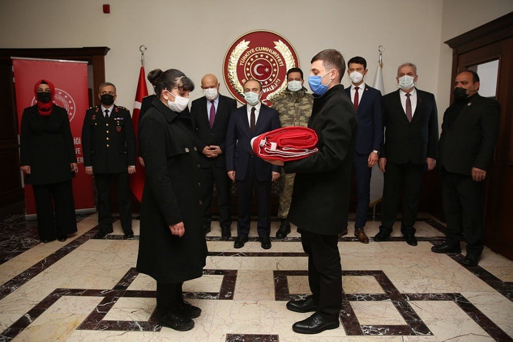 Anadolu Gönül Yolu 81 Genç 81 Bayrak