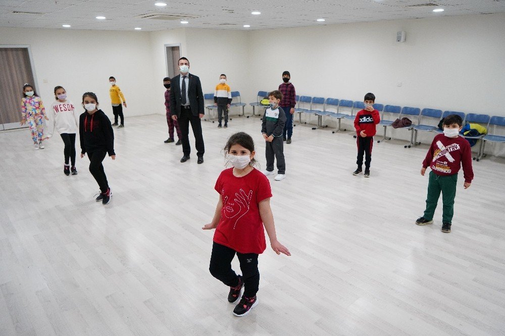 Kestel Kültür Ve Sanat Akademisi Açıldı