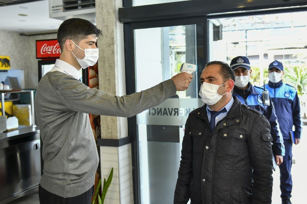 Esenyurt Zabıtasından Kafe Ve Restoranlara Korona Virüs Denetimi