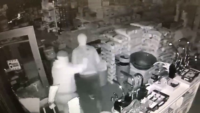 Nalburcuda 400 Bin Liralık Soygun Kamerada