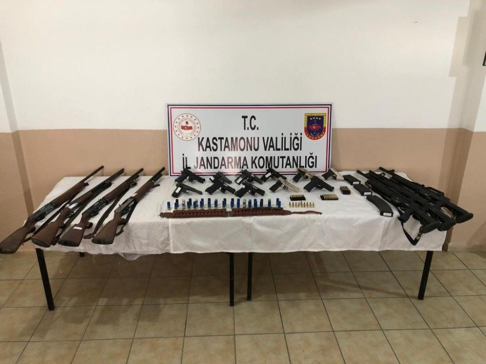 Yorgun Merminin İsabet Etmesiyle Ölen Şahıs İçin 23 Adrese Operasyon