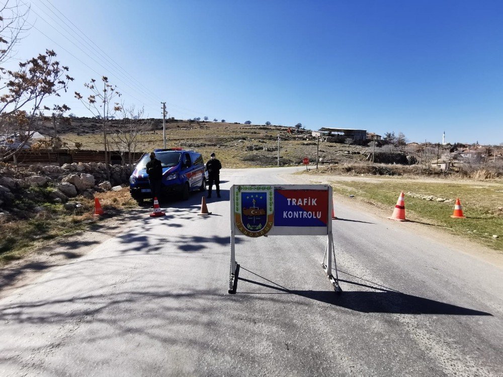 Dinar’da 300 Nüfuslu Köy Korona Karantinasına Alındı