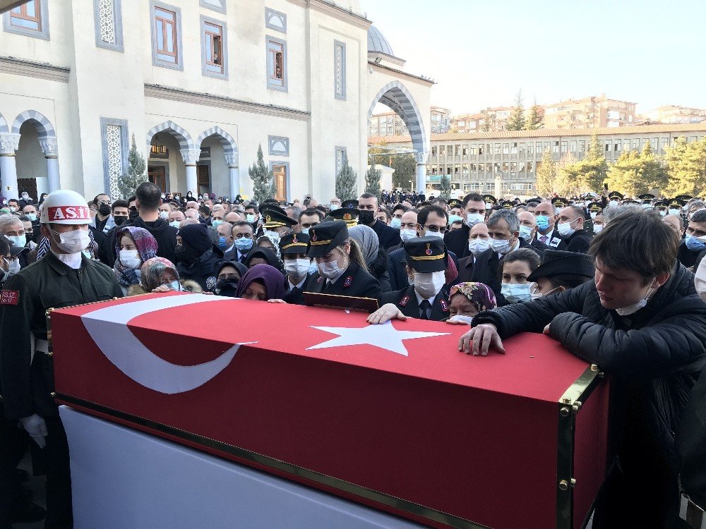Kırıkkaleli Şehit Son Yolculuğuna Uğurlanıyor