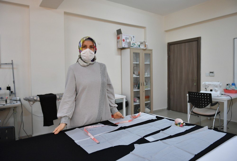 Tasarımcılar Osmek’te Yetişiyor