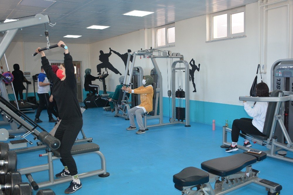 Covid-19 Kilolarını Köyle Atıyorlar