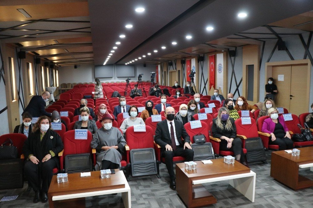 Türk Eğitim-sen "kadın Raporu"nu Açıkladı