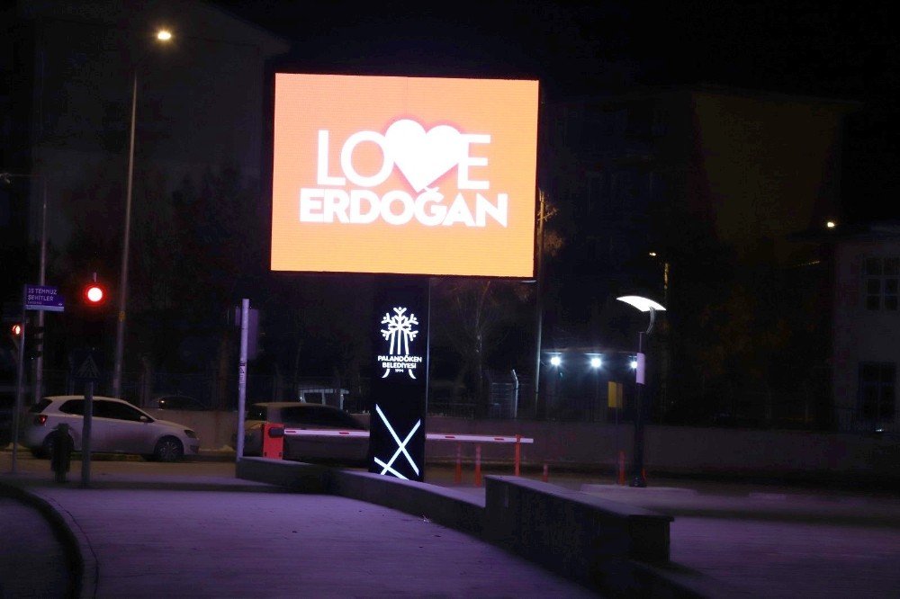 "stop Erdoğan" Skandalına Palandöken’den Yanıt: ’love Erdoğan’