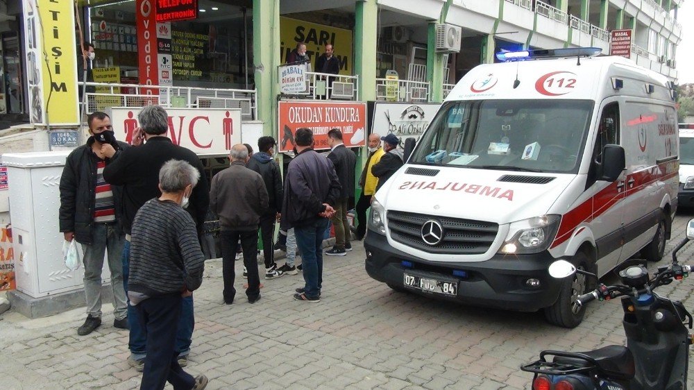 Çalıştığı Tuvalet Önünde Kalp Krizi Geçirip Öldü