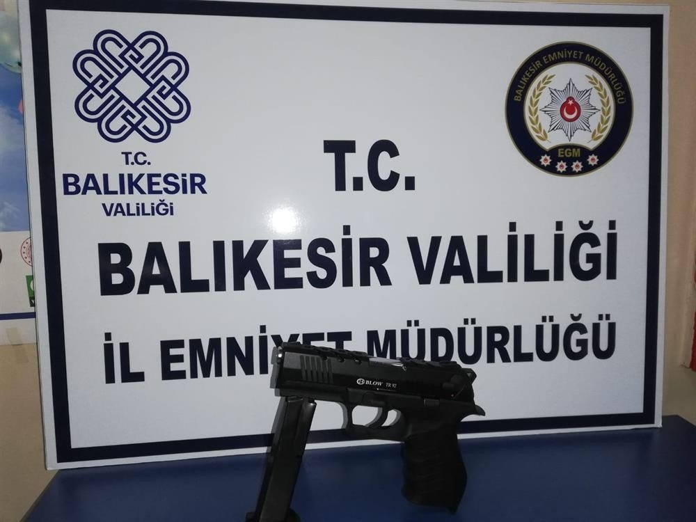 Balıkesir’de Aranan 14 Aranan Şahıs Yakalandı
