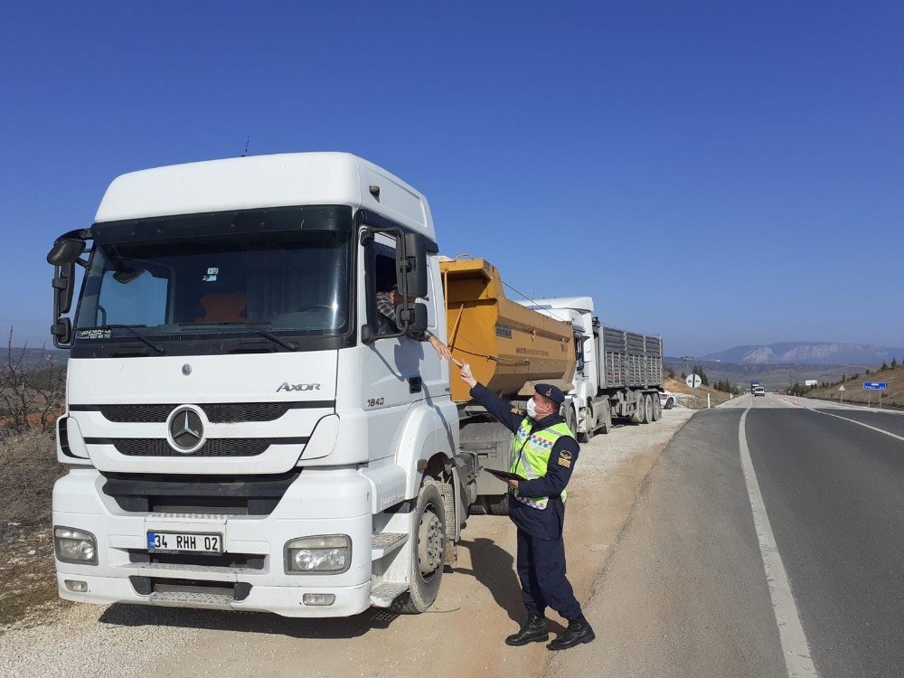 Jandarmadan Hız Ve Takograf Denetimi