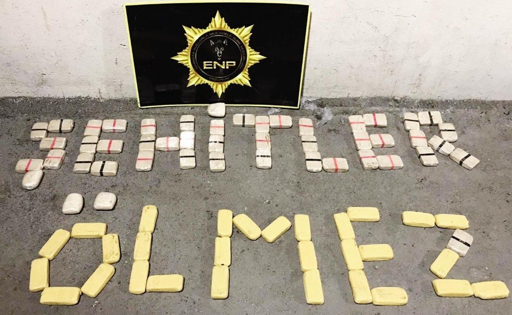 Bavul İçerisinde 39 Kilo 351 Gram Uyuşturucu Maddesi Ele Geçirildi