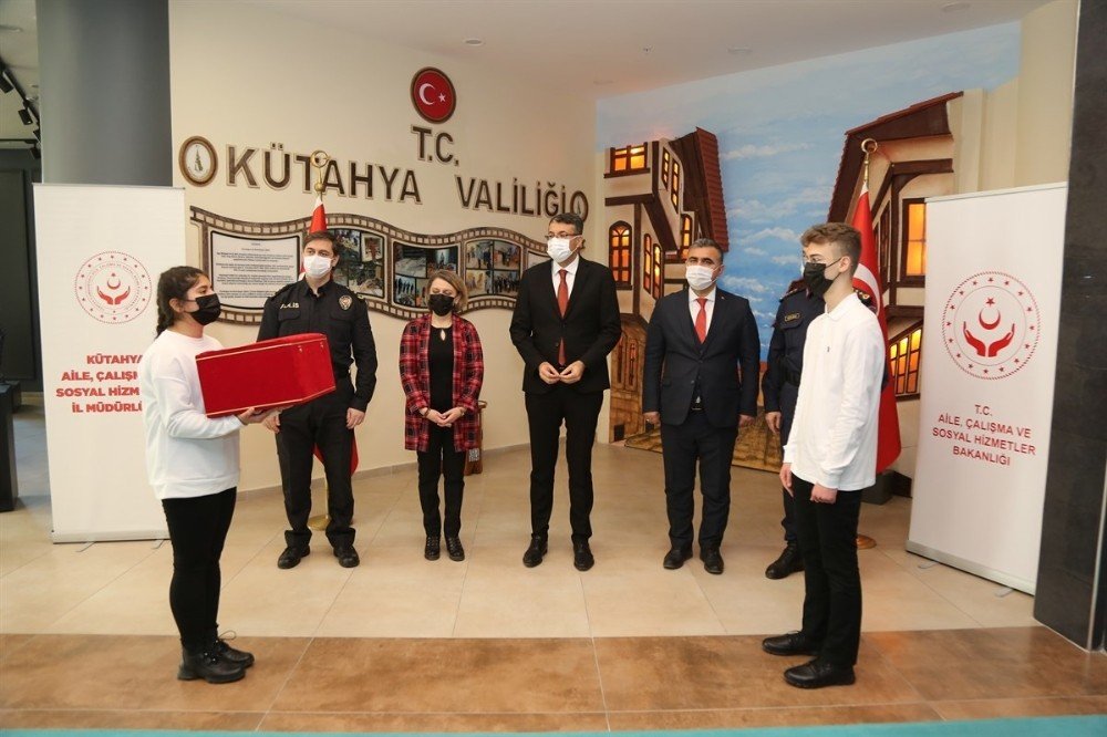 Şanlı Türk Bayrağı, Kütahya’dan Çanakkale’ye Uğurlandı