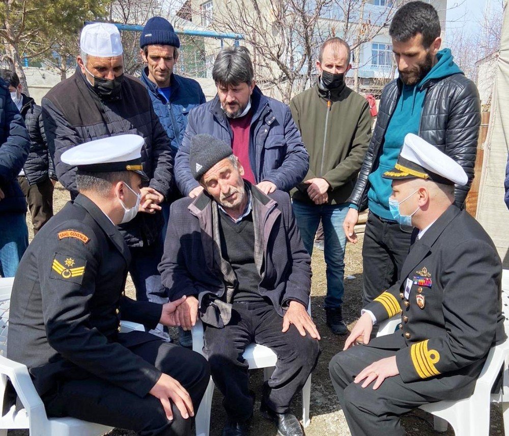 Trafik Kazasında Hayatını Kaybeden Uzman Çavuş Memleketi Erzurum’da Toprağa Verildi