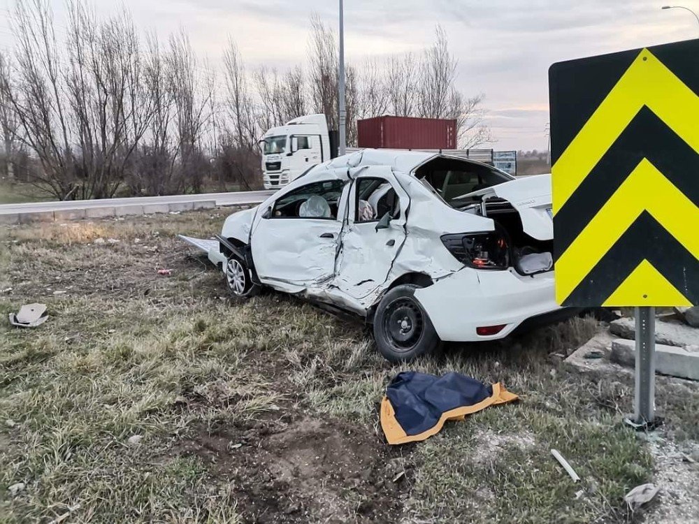 İ̇nönü’de Trafik Kazası, 1 Ölü 1 Yaralı