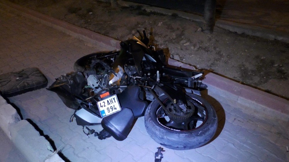 Konya’da Savrulan Motosikletin Sürücüsü Yaralandı