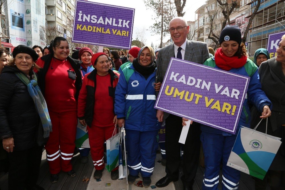 Odunpazarı Belediyesinden Kadın Çalışanlara 8 Mart İzni