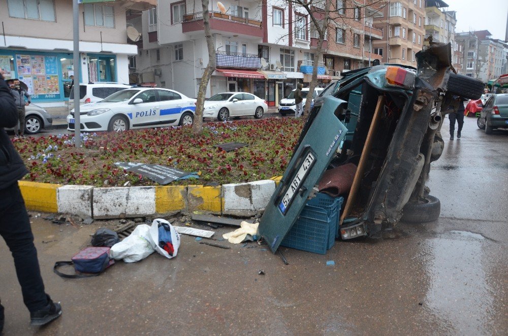 Önce Kaza Yaptı, Sonra Kaçtı