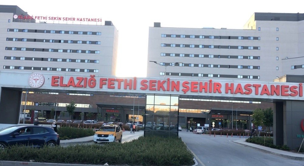 Jandarma Helikopteri Yaralı Vatandaşı Hastaneye Yetiştirdi