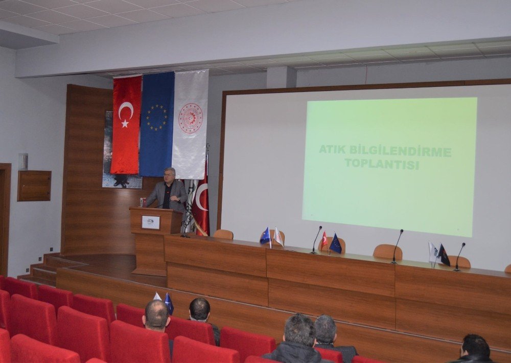 Uşak’ta Katı Atık Sorunu Konuşuldu