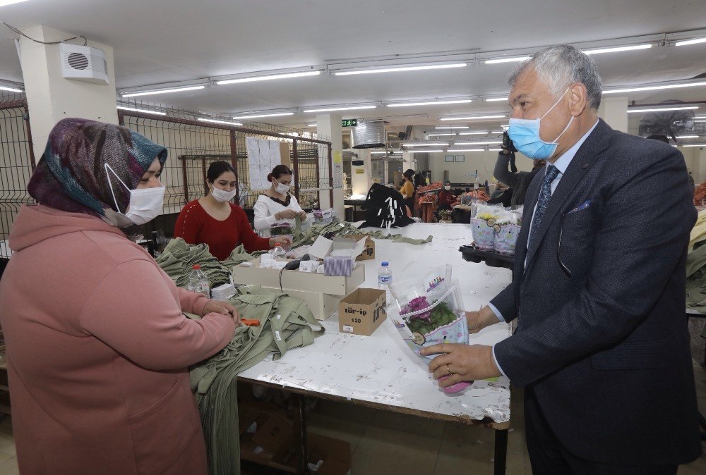 Başkan Karalar, 8 Mart’ı Kadınlara Ayırdı