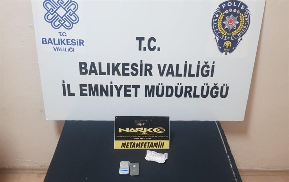 Balıkesir’de 7 Uyuşturucu Şüphelisine Operasyon