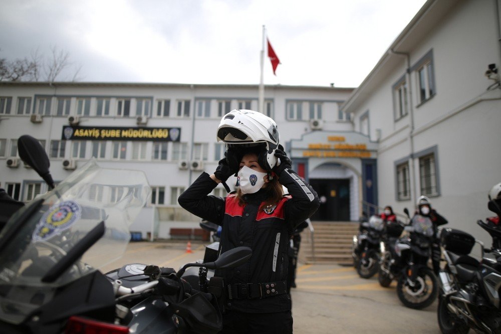 Bursa’da 500 Kadın Polis Her Alanda Güvenliği Sağlıyor