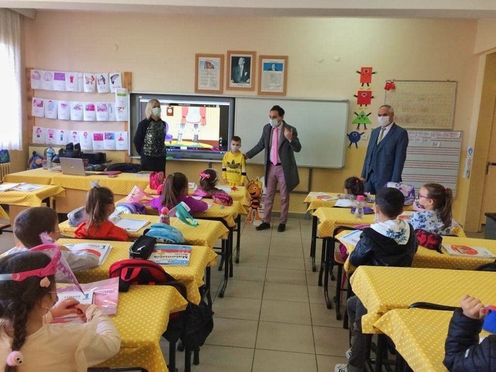 Edirne’de Vakalar Arttı, Okullar Tatil Edildi