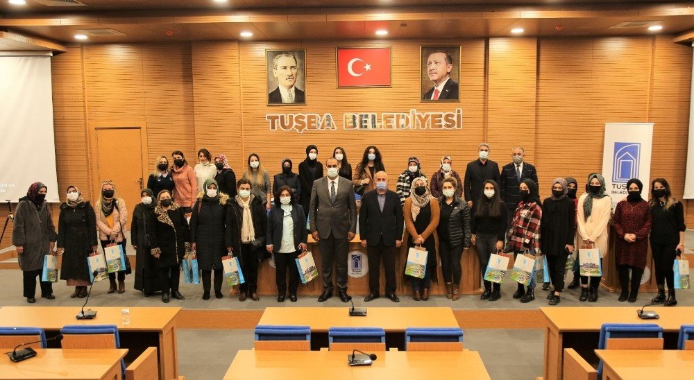 Tuşba Belediyesinden Kadın Personellere ‘8 Mart’ Jesti