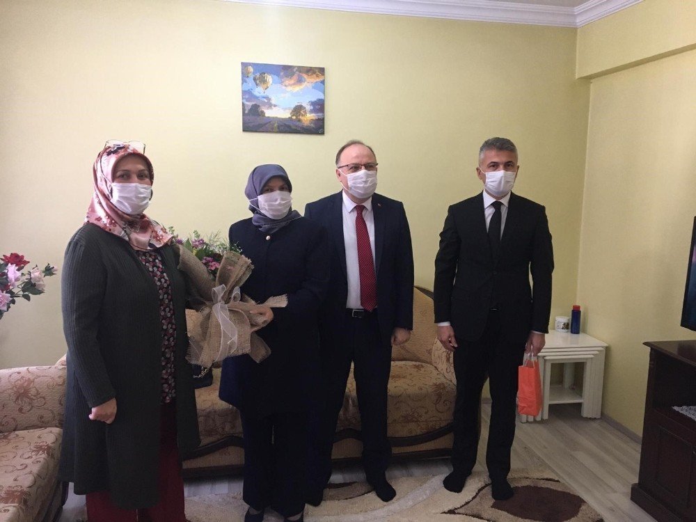 Vali Tutulmaz’dan Şehit Ailelerine Ziyaret