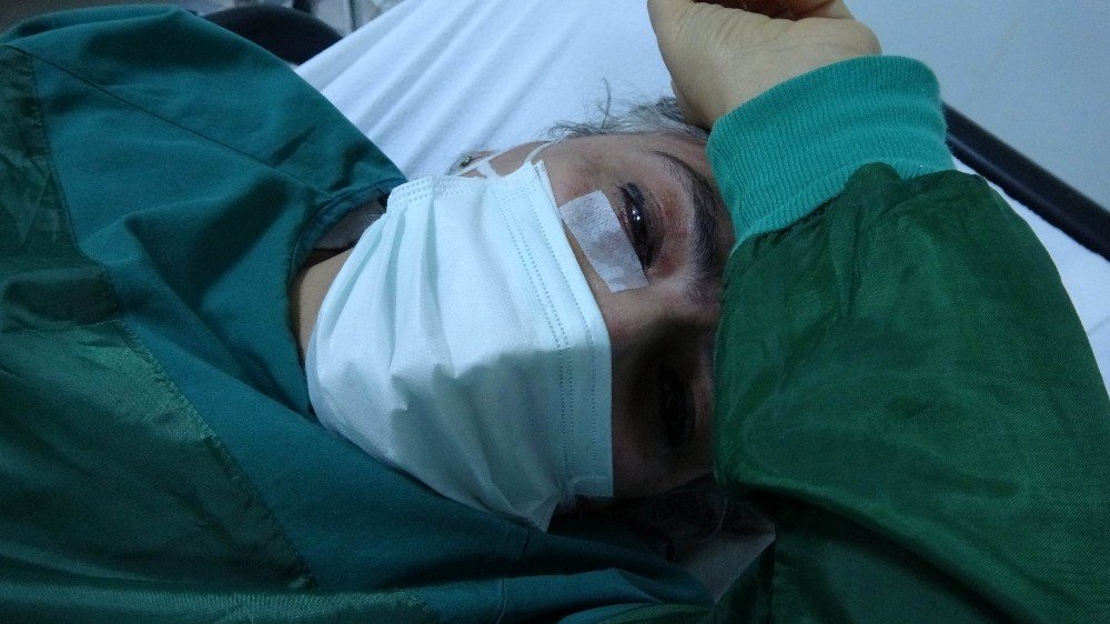Hastanede Saldırıya Uğrayan Sağlık Çalışanı Hastanelik Oldu