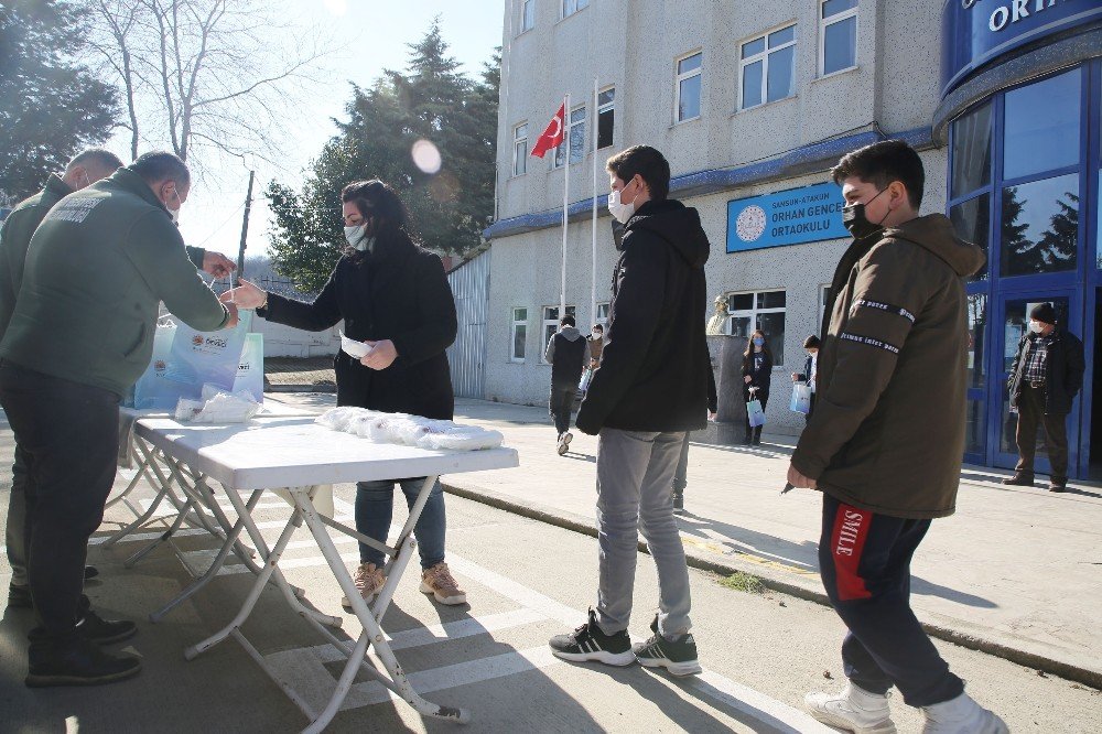 Atakum Belediyesinden Eğitime Destek Sürüyor