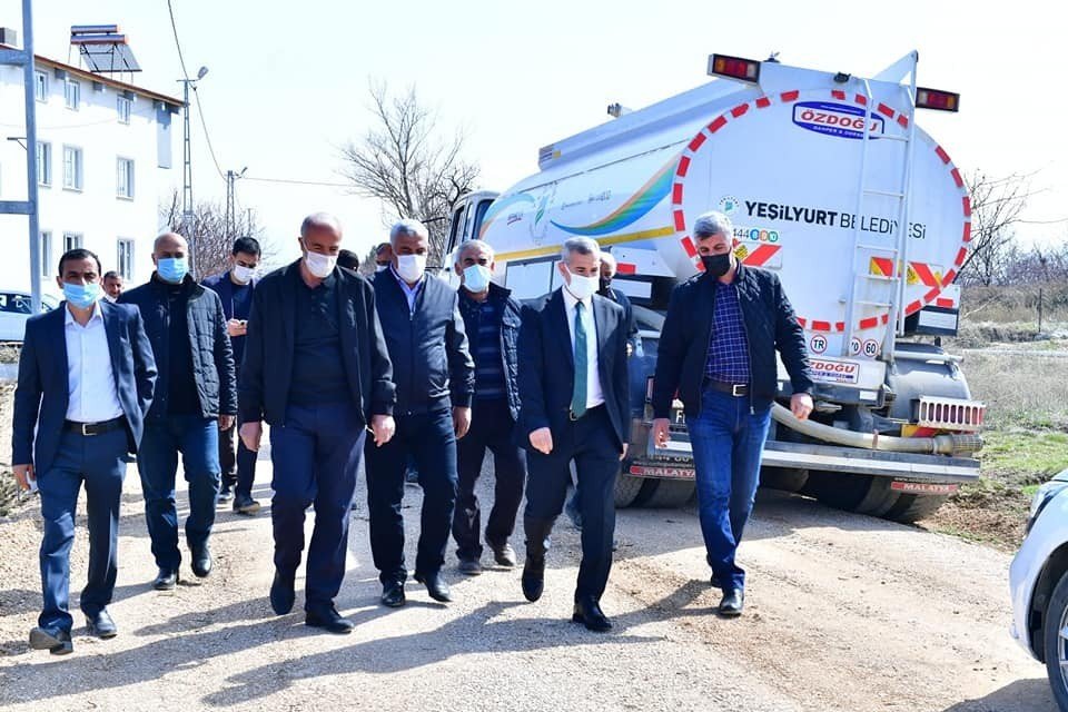 Başkan Çınar, Dilek Mahallesi’ndeki Yol Çalışmalarını İnceledi