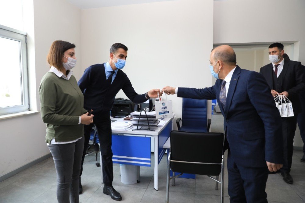 Battalgazi’de Kandil Simidi İkramı