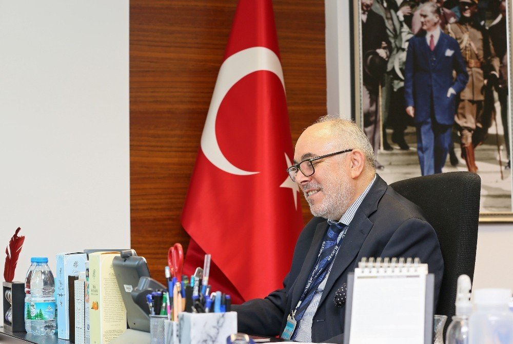 Gençlerden ‘değişim’ Temalı Zirve