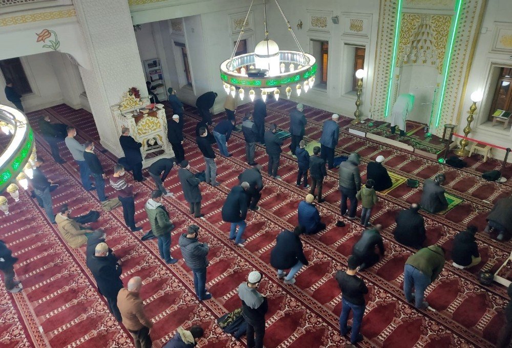 Yüksekova’da Miraç Kandili Programı Düzenlendi
