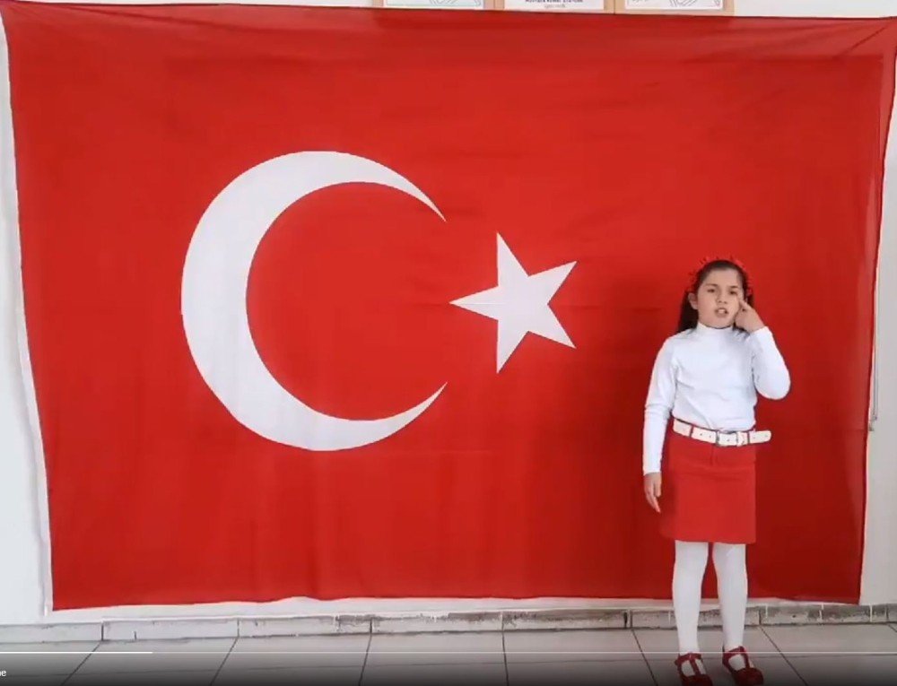 Canik Belediyesi’nden İ̇stiklal Marşı Okuma Etkinliği