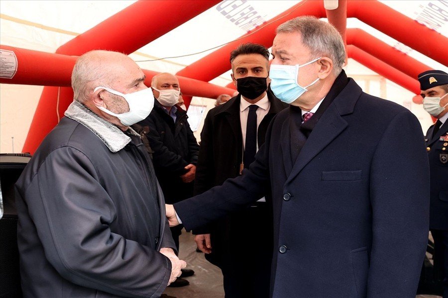 Bakan Akar Ve Tsk Komuta Kademesinden Şehit Ailelerine Ziyaret